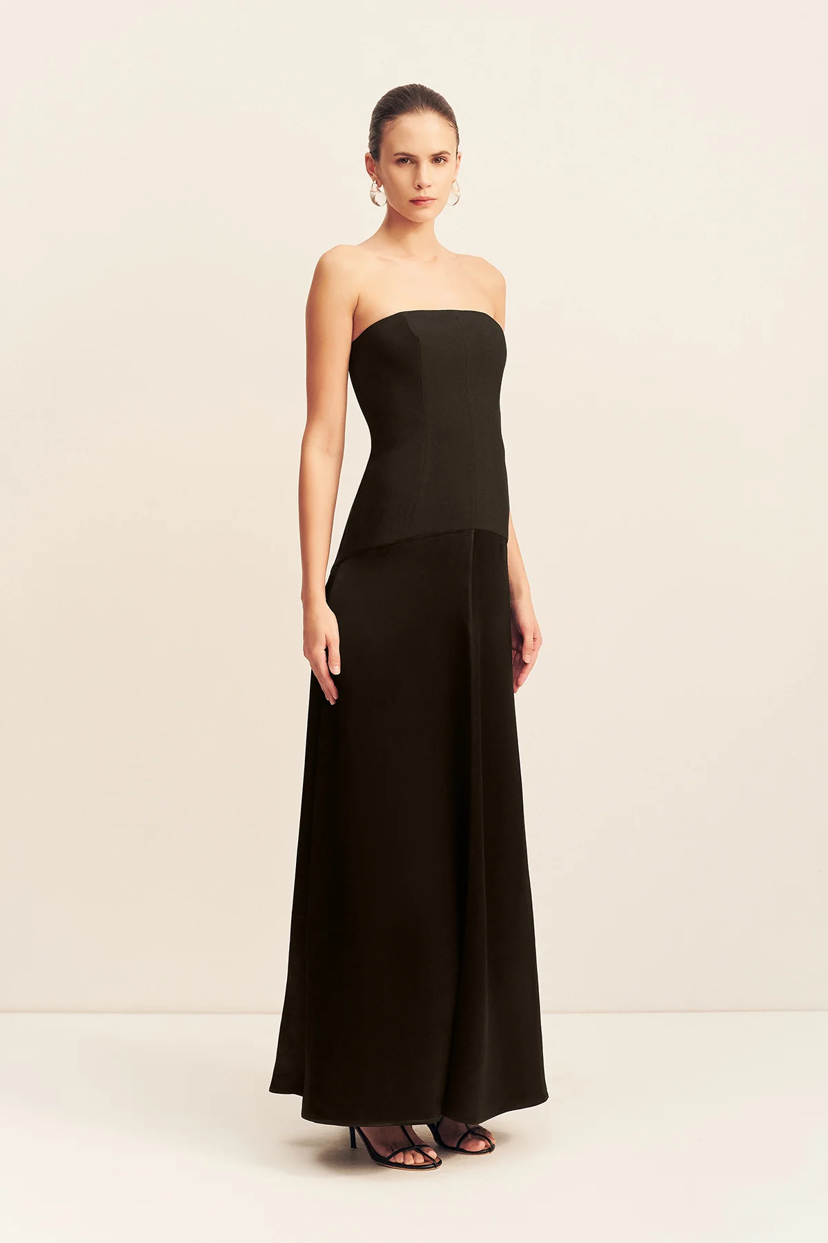 ADRI STRAPLESS PANELLED MAXI DRESS - BLACK - Image 3
