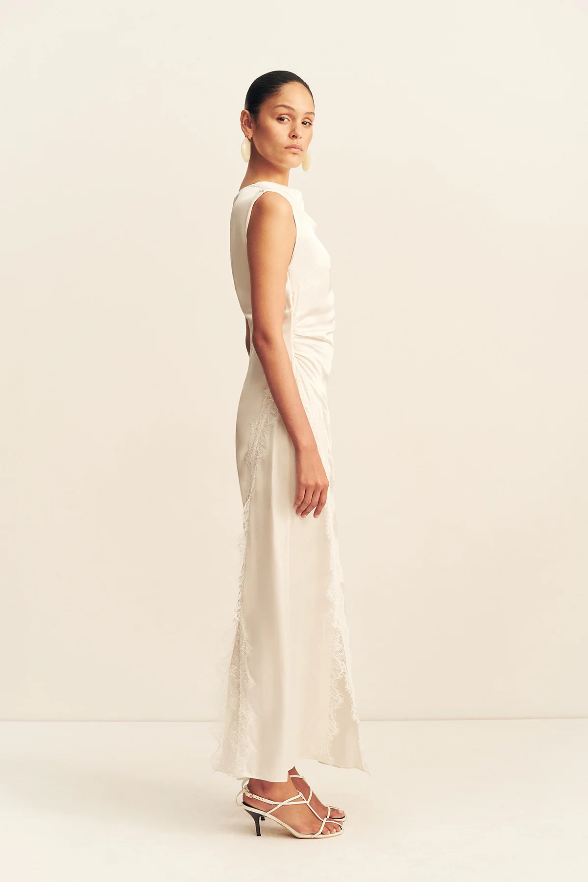 ALLEGRA LACE PANELLED MAXI DRESS - IVORY - Image 3