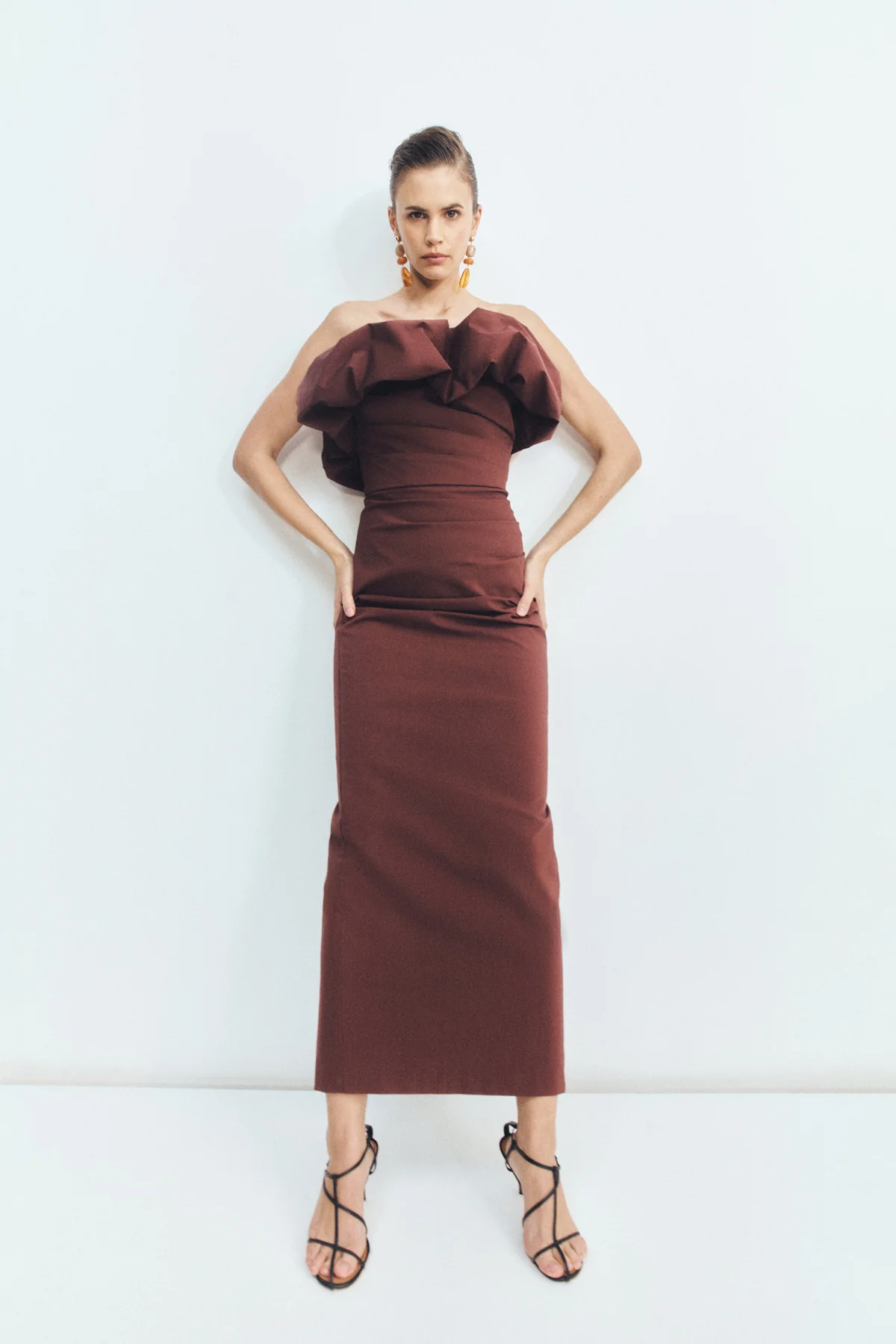 CAMPBELL STRAPLESS BUBBLE MAXI DRESS - ESPRESSO - Image 6