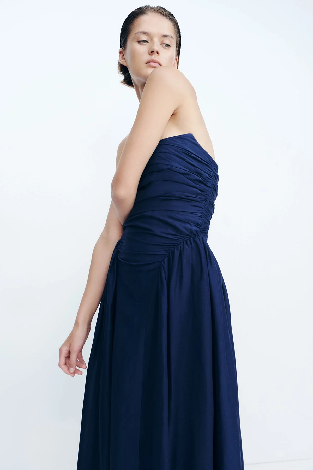 CELESTE STRAPLESS PANELLED MAXI DRESS - MIDNIGHT - Image 6