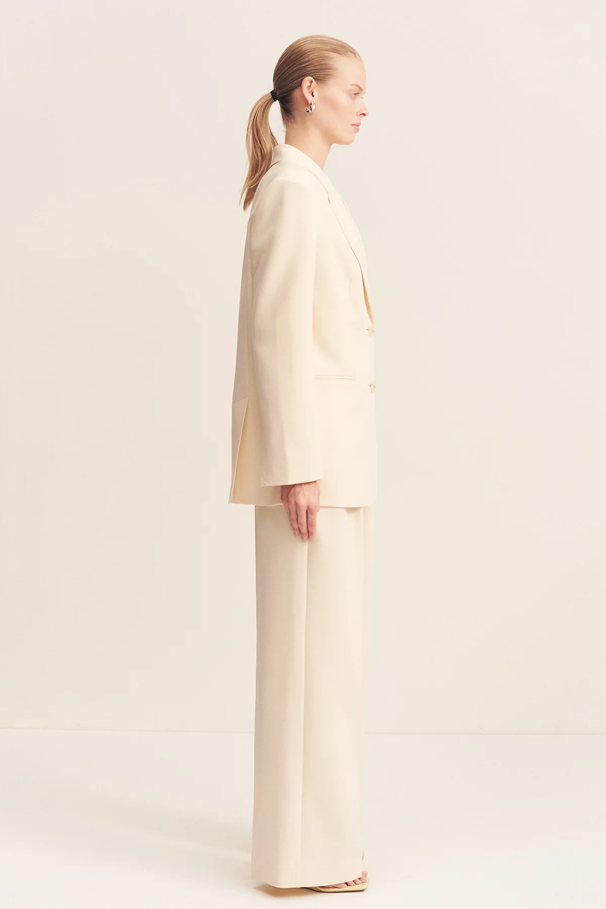 IRENA OVERSIZED TAILORED BLAZER - RICE - Image 4