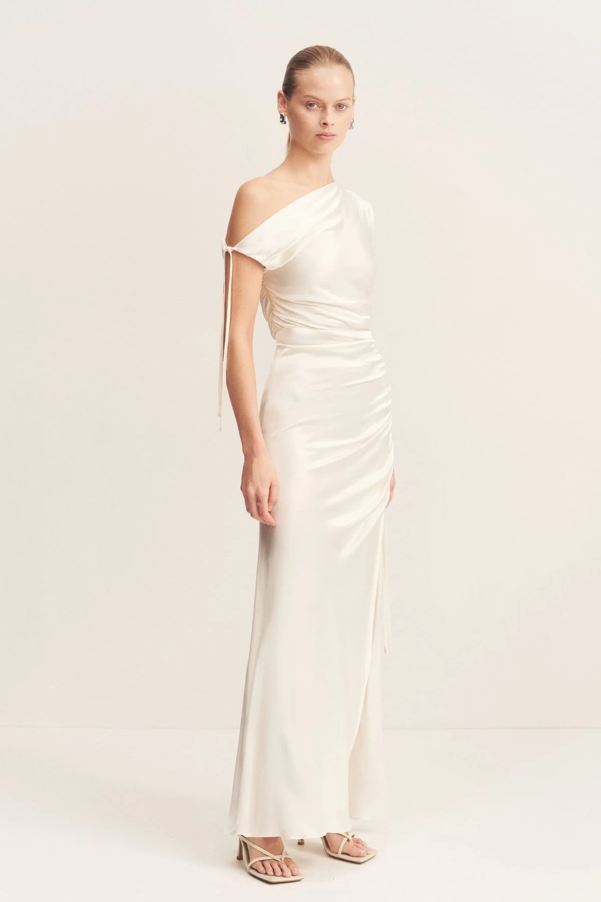 LA LUNE GATHERED MAXI DRESS - WHITE - Image 3
