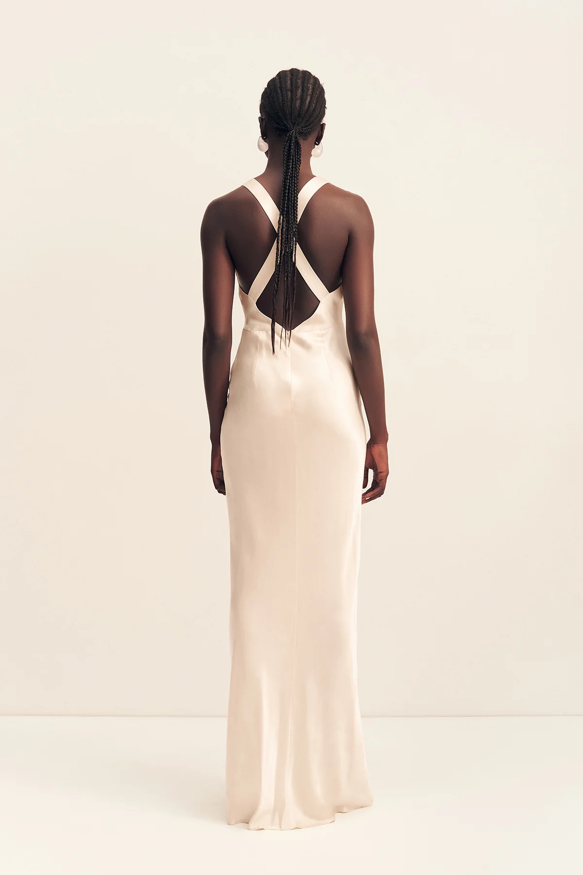 LA LUNE LACE CROSS BACK MAXI DRESS - CREAM - Image 4