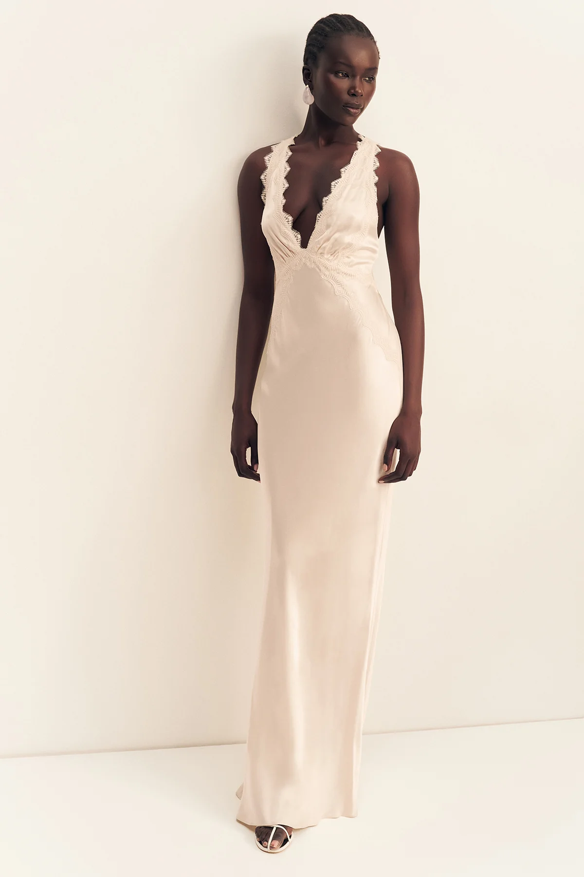 LA LUNE LACE CROSS BACK MAXI DRESS - CREAM - Image 5