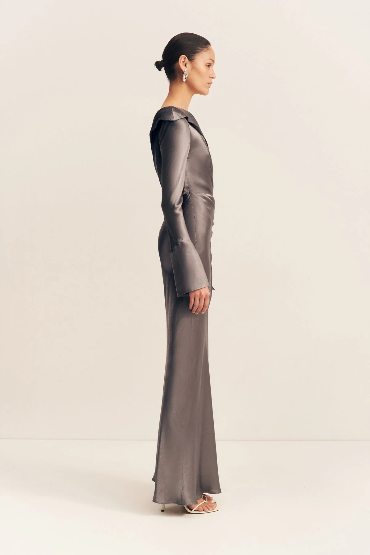 LA LUNE LONG SLEEVE GATHERED MAXI DRESS - GRAPHITE - Image 4