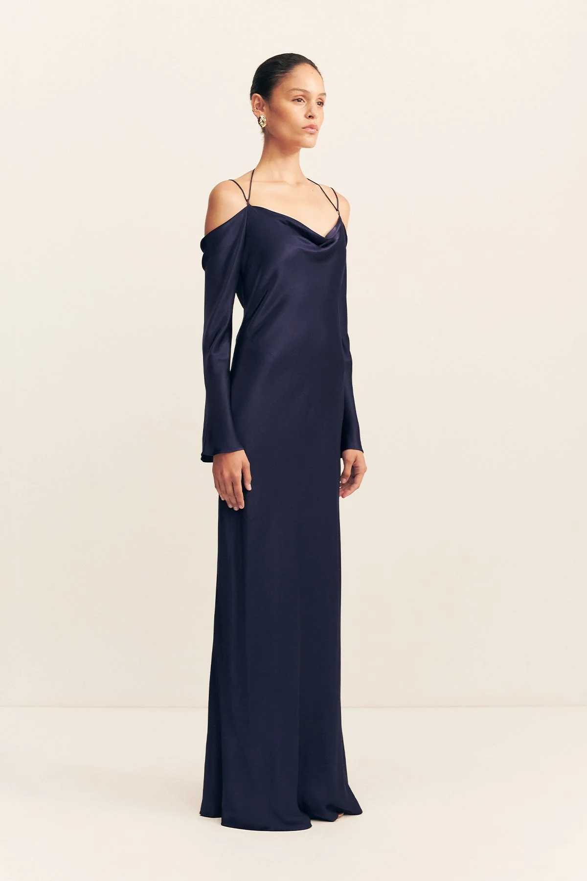 LA LUNE OFF SHOULDER TIE MAXI DRESS - MIDNIGHT - Image 3