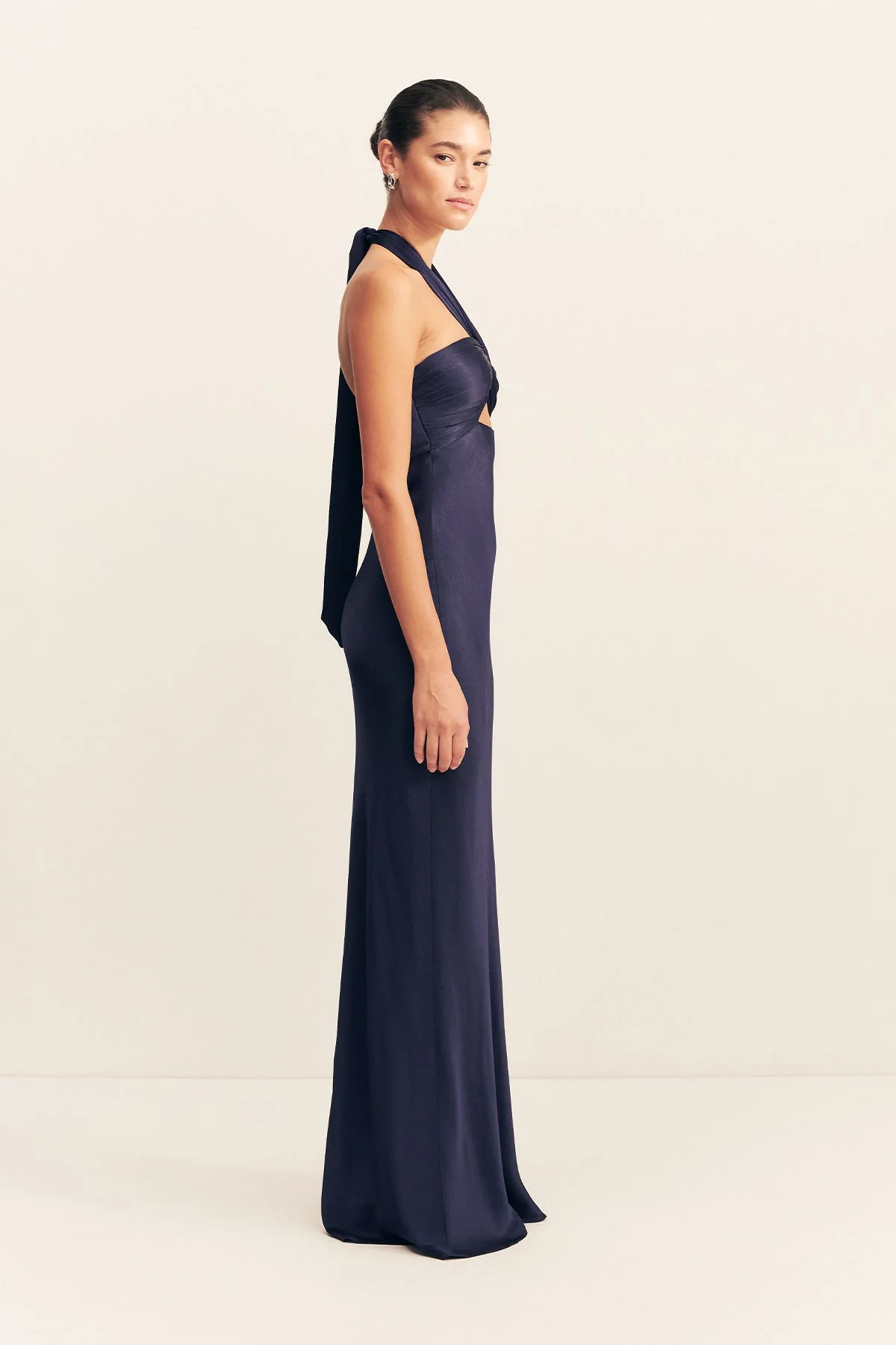 LA LUNE RUCHED HALTER MAXI DRESS - MIDNIGHT - Image 4
