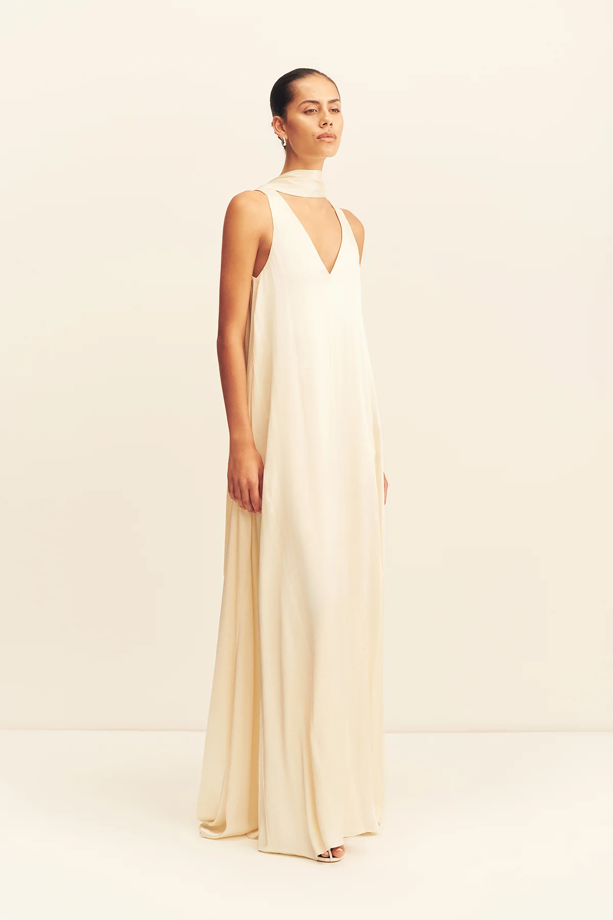 LA LUNE SCARF PANELLED MAXI DRESS - CREAM - Image 4
