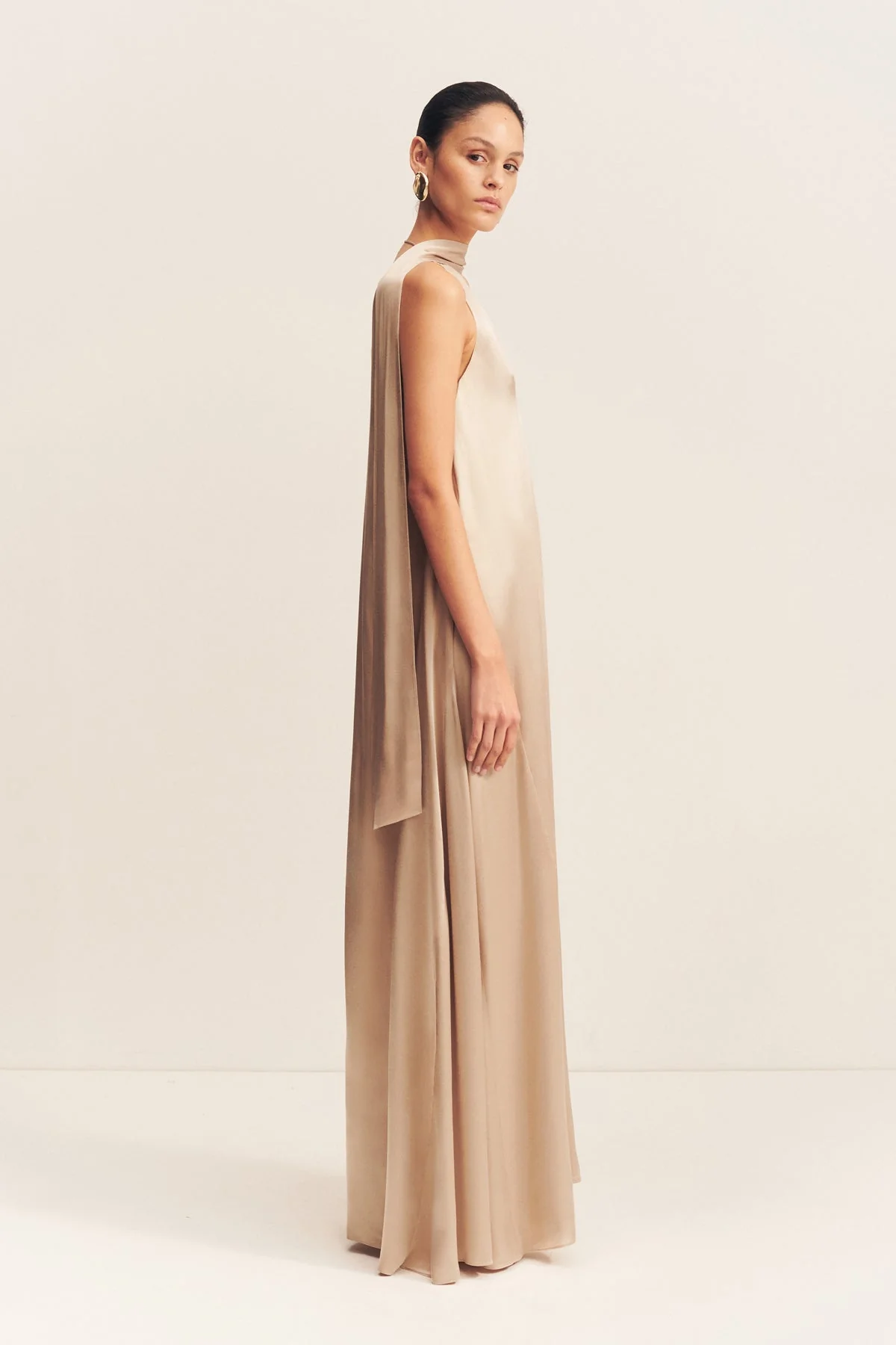 LA LUNE SCARF PANELLED MAXI DRESS - GOLD - Image 4