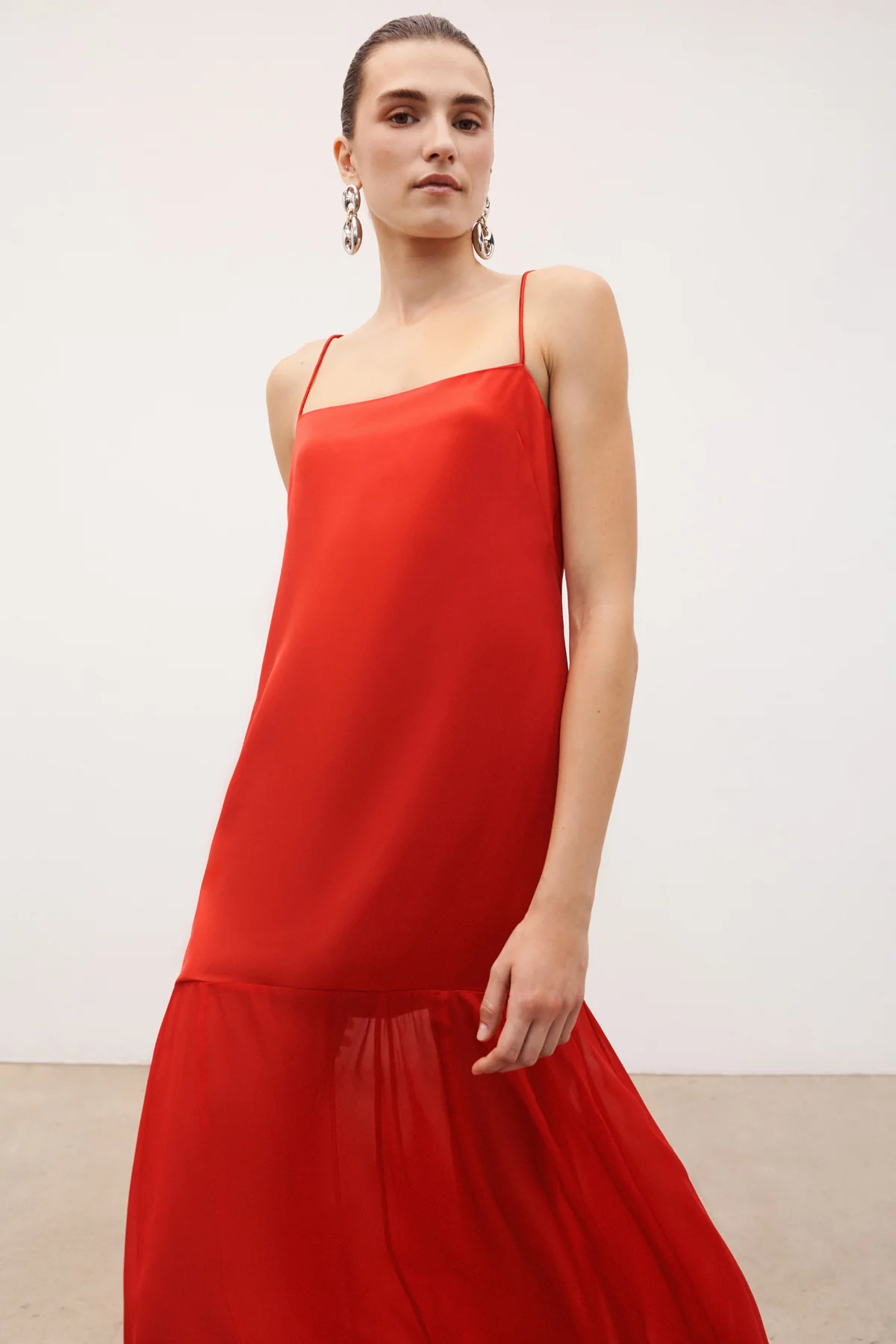 MORAYA DROPPED WAIST MAXI DRESS - CHILLI - Image 6